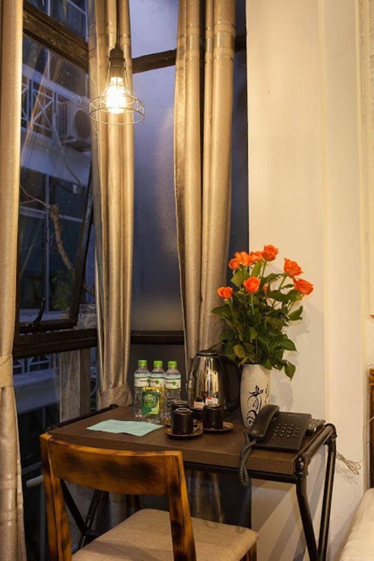 Luxury Backpakers Hotel Ханой Экстерьер фото