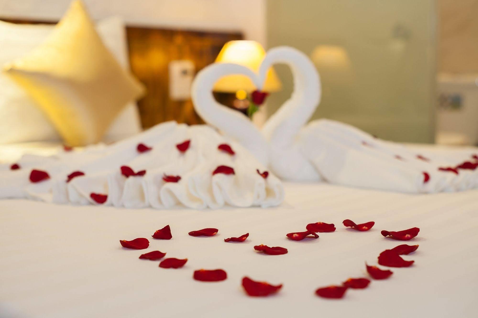 Luxury Backpakers Hotel Ханой Экстерьер фото