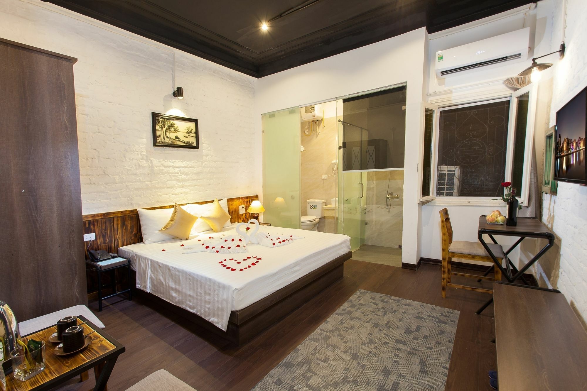 Luxury Backpakers Hotel Ханой Экстерьер фото